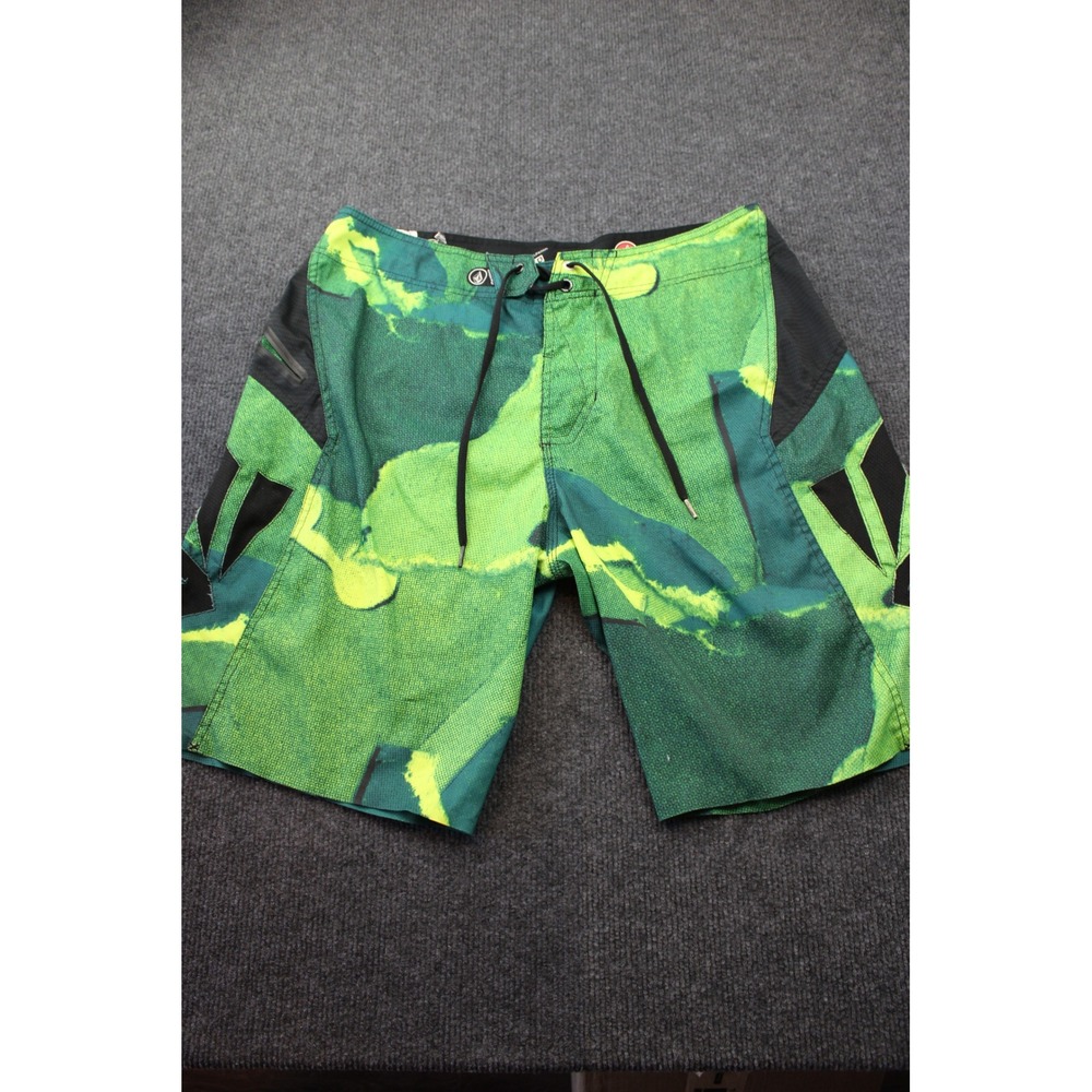 Volcom V6S Grid Dry Board Shorts Mens 36 Green Yellow Abstract Graphic A0811302